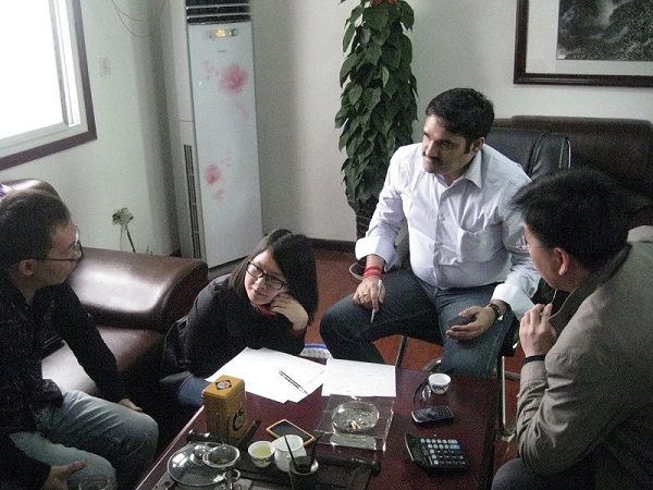 印度客戶來廠洽談價格，包裝，發(fā)貨，供應能力等事宜